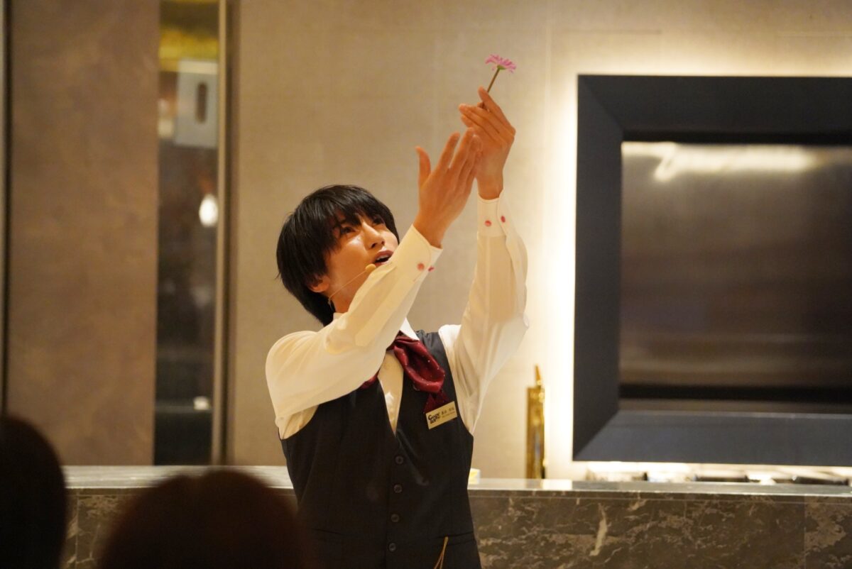 「Candy Boy」とおよそ20台の人型ロボット「Pepper」とのバレンタインの夜を彩る特別コラボレーション公演開催！