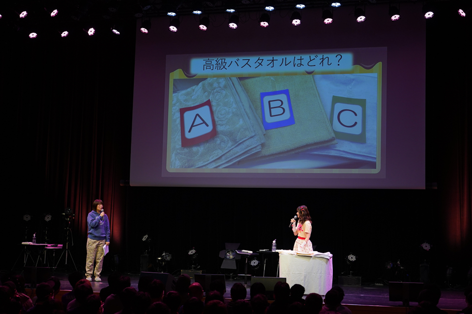 「諏訪ななか 7colors world Valentine Tourist Meeting SALON・de・SUWAWA」レポートが到着！ニューシングル「World of Words」が3月20日にリリース決定！