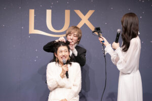 貴島明日香と横澤夏子 初共演登壇！ 憧れの韓国アイドルヘア！ 予想外ヘアでご機嫌に！？
