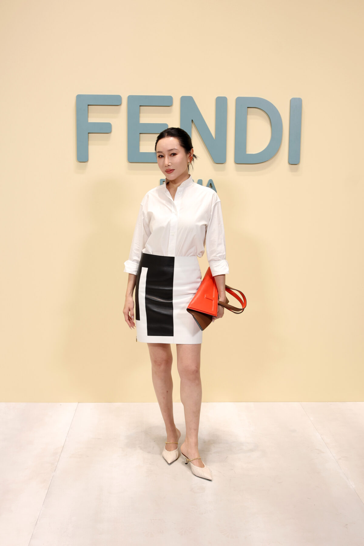 フェンディ 2024-25年秋冬 ウィメンズコレクションに、川口春奈など世界各国のセレブリティが参加！
