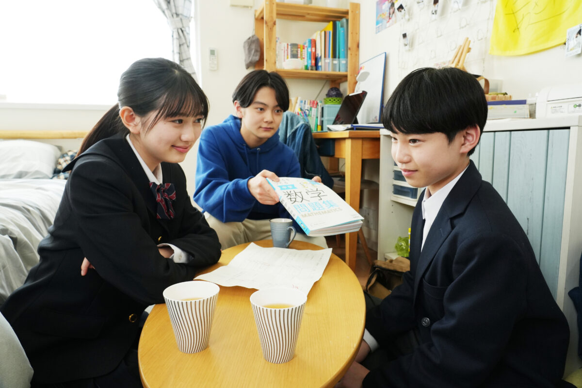 松藤史恩、齋藤潤、村田寛奈、市川華丸（劇団美松）、松川さなえ（劇団美松）が映画『瞼の転校生』先行公開記念舞台挨拶に登壇！