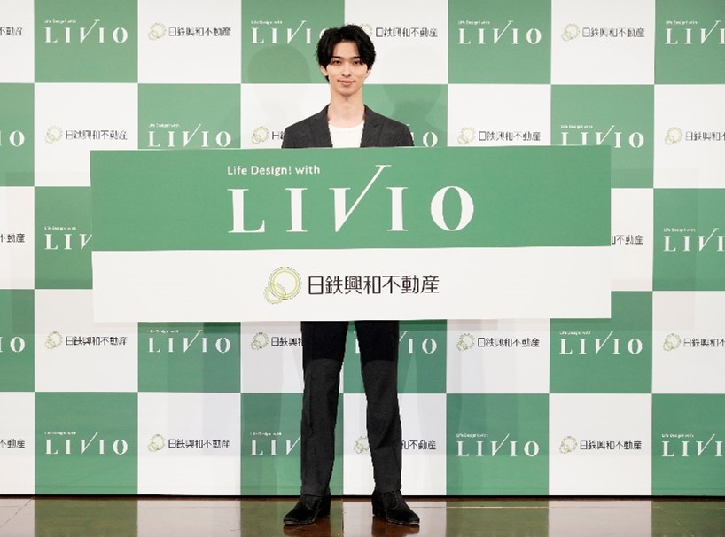 横浜流星 住んでいるお部屋に何か1つ足せるとしたら? 〇〇〇! ヒント:愛犬 5 横浜流星 住んでいるお部屋に何か1つ足せるとしたら? 〇〇〇! ヒント:愛犬