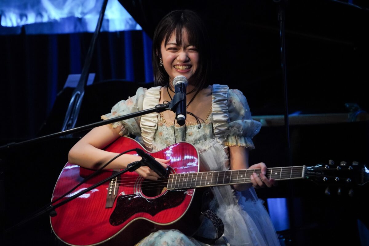 吉川茉優 初のワンマンライブを開催！“最強のアーティストになれるようにがんばります！”と宣言！