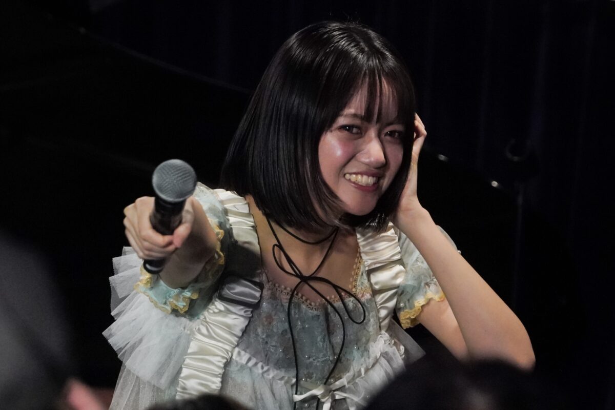吉川茉優 初のワンマンライブを開催！“最強のアーティストになれるようにがんばります！”と宣言！