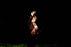 矢部昌暉が主演の舞台「蒼穹の王」が開幕！ 主義主張がぶつかり合う戦場で最後まで生き残るのは果たして誰なのか？