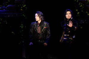 矢部昌暉が主演の舞台「蒼穹の王」が開幕！ 主義主張がぶつかり合う戦場で最後まで生き残るのは果たして誰なのか？