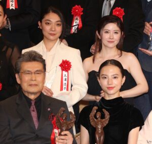 清原果耶 第31回読売演劇大賞 杉村春子賞を受賞！ 貴重な経験をさせていただけて心から感謝でいっぱい
