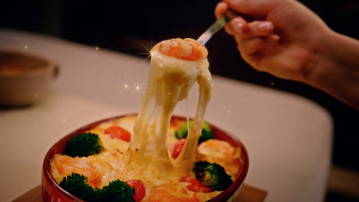 生田絵梨花 プレミアムなドレスで登場！ 心からの『は～っ』っていう表情を見て！ 年始にロンドン1人旅も！