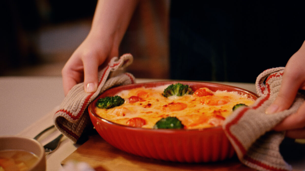 生田絵梨花 プレミアムなドレスで登場！ 心からの『は～っ』っていう表情を見て！ 年始にロンドン1人旅も！