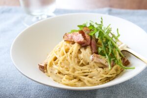 有村架純が、得意料理のパスタをつくる姿に注目！ 糖質５０％オフとは思えない美味しさに！ パスタを笑顔いっぱいに頬張る新CM｢Carboff 『糖質オフして』」篇が放映開始！