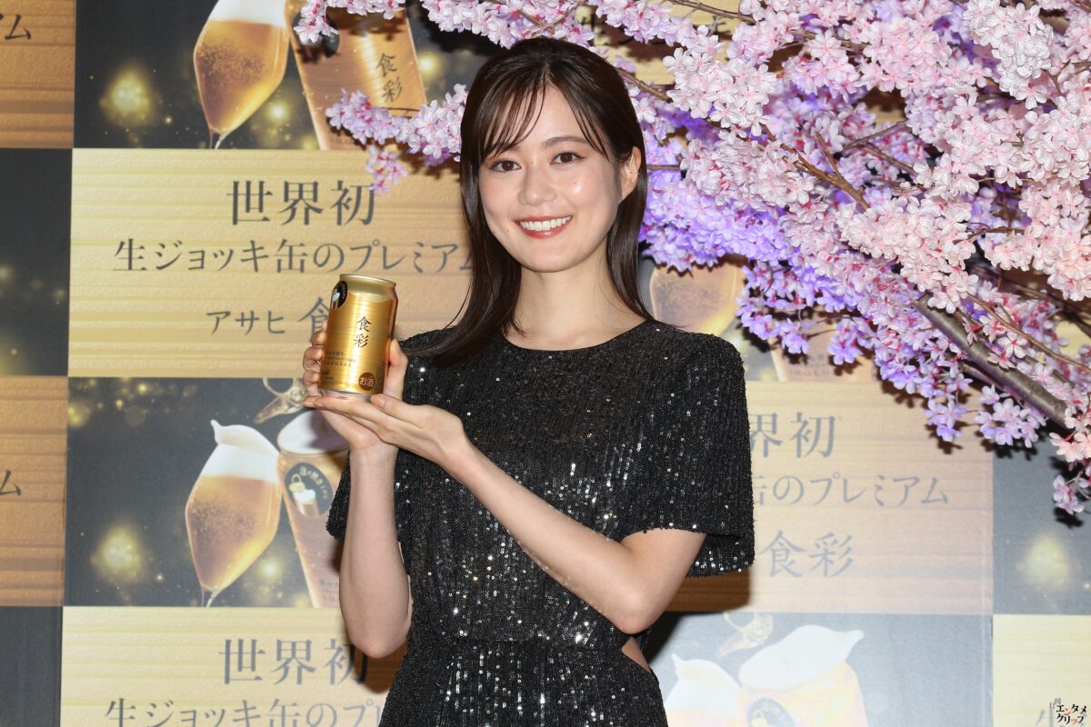 生田絵梨花 プレミアムなドレスで登場！ 心からの『は～っ』っていう表情を見て！ 年始にロンドン1人旅も！