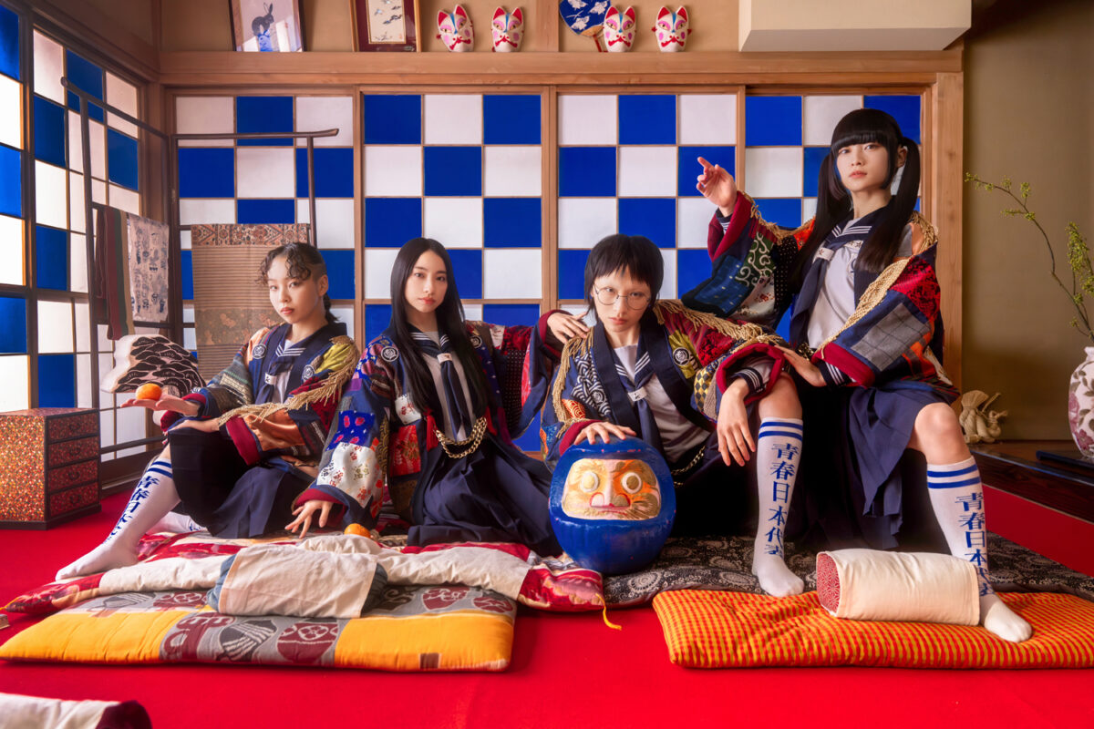 新しい学校のリーダーズ、最新曲の「HELLO (from The Tiger's Apprentice)」がアメリカのラジオチャート「MEDIABASE Top40」にて、日本人女性アーティスト&日本人グループとしての最上位にランクインの快挙! 4 新しい学校のリーダーズ、最新曲の「HELLO (from The Tiger's Apprentice)」がアメリカのラジオチャート「MEDIABASE Top40」にて、日本人女性アーティスト&日本人グループとしての最上位にランクインの快挙!