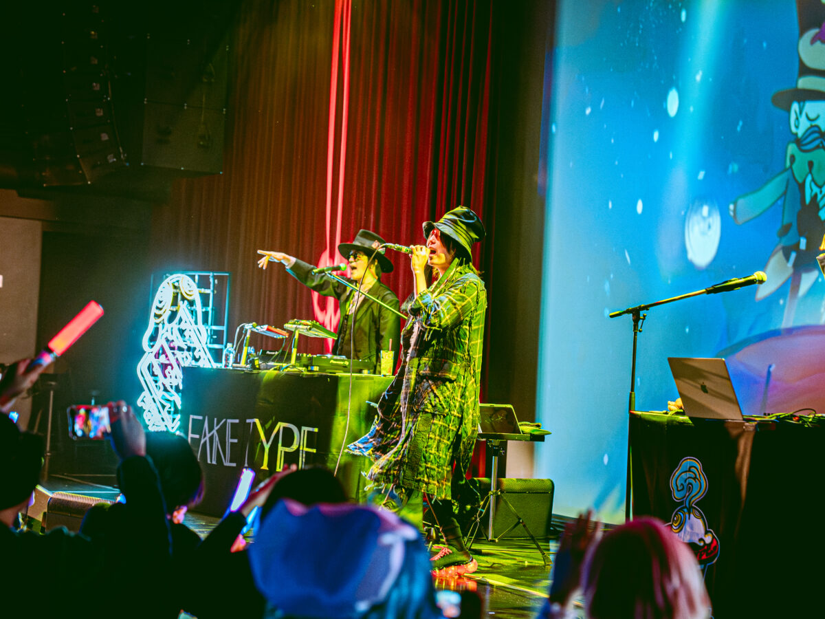 FAKE TYPE. 結成10周年記念！ FAKE TYPE. 10th Anniversary Live in Billboard Live YOKOHAMAを開催！