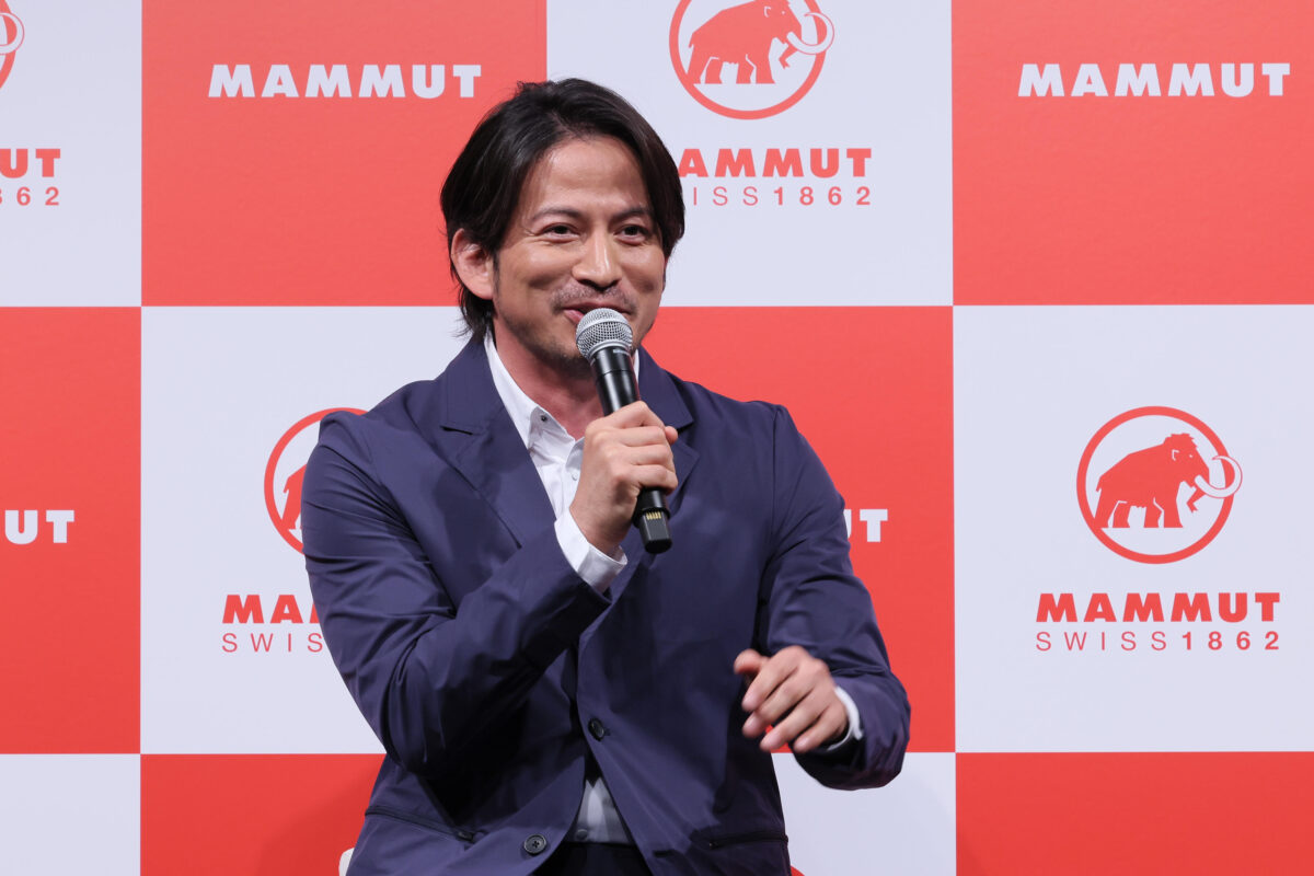 シーズンテーマ「PLAY IT YOUR WAY - アウトドアフィールドは、無限の自由だ。」のもと「アウトドアフィールドで叶える夢」キャンペーンがスタート！ 開始記念イベントにマムート･アンバサダーの岡田准一が登場し、今年チャレンジしたい夢を発表！