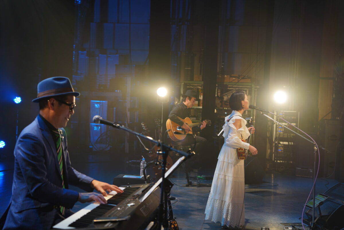 石垣優、やなわらばーを結成した母校でワンマンライブを開催！