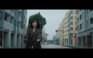 鈴木愛理、プロデューサー/トラックメーカーに☆Taku Takahashi(m-flo)、ラッパーに空音を迎えた「恋におちたら」カバー、本日配信リリース＆MV公開！！