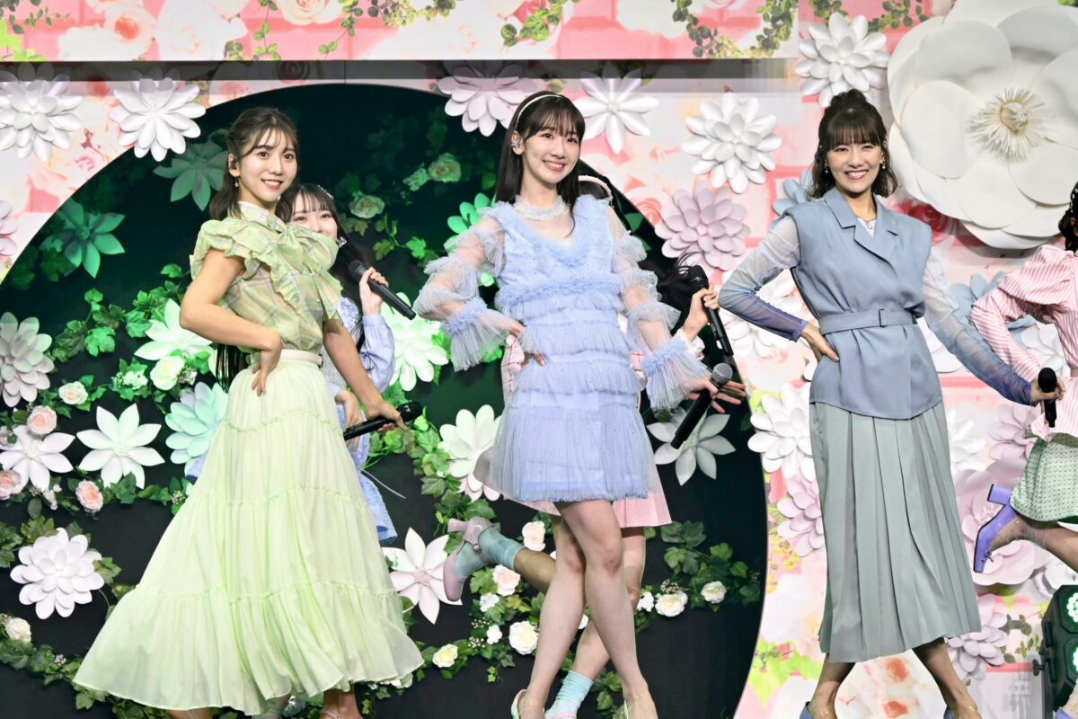 “最年長レジェンドアイドル”柏木由紀、17年の軌跡を胸に―感動の卒業ステージ！“AKB48は人生そのもの。私は世界で一番幸せ者です！” OGメンバーも大集結！