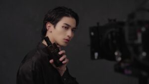 横浜流星、大人の色気で圧倒! オールブラックコーデに斬新なアイメイク姿を披露! シュウ ウエムラの動画&ビジュアル公開! インタビュー・メイキングも!美肌の秘訣や挑戦したい役柄など語る「大河ドラマが始まるので人間としても役者としても大きくなれたら」 25 横浜流星、大人の色気で圧倒! オールブラックコーデに斬新なアイメイク姿を披露! シュウ ウエムラの動画&ビジュアル公開! インタビュー・メイキングも!美肌の秘訣や挑戦したい役柄など語る「大河ドラマが始まるので人間としても役者としても大きくなれたら」