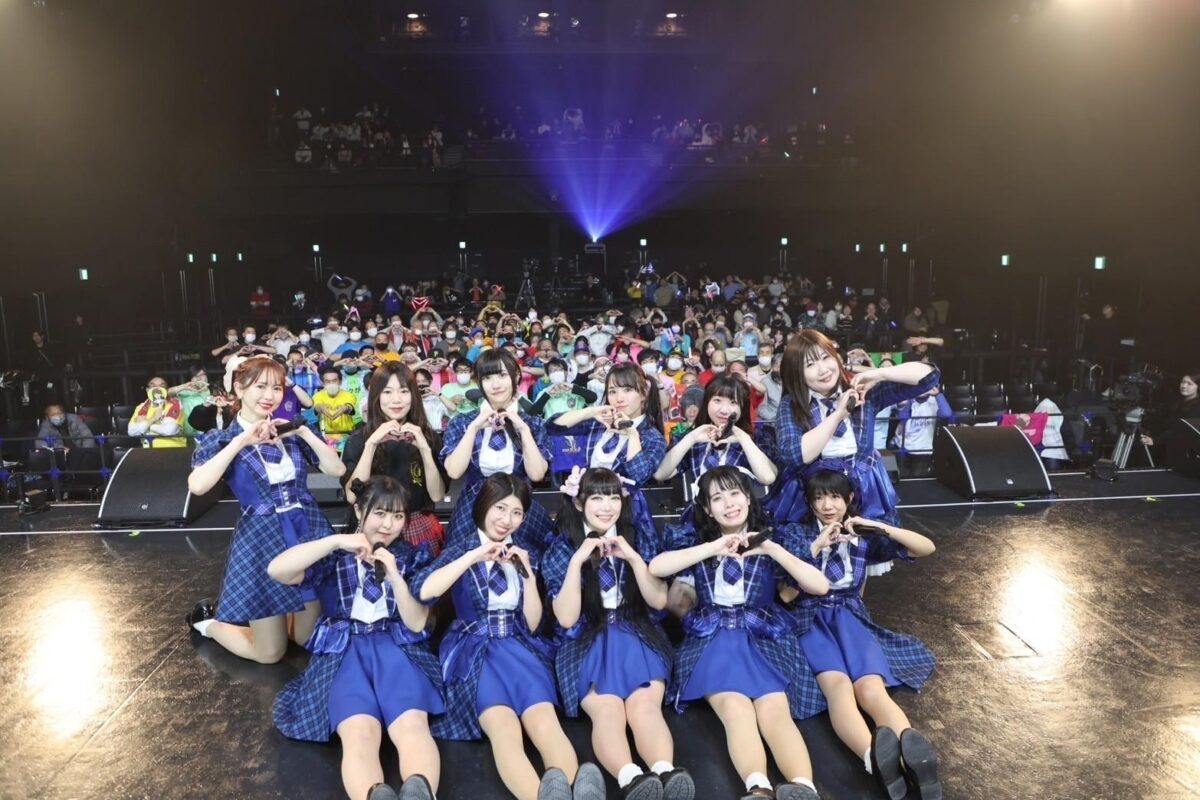 「私たちは、まだまだ叶えたい夢がたくさんあります。まだ夢の続きだと思っています」。燃えこれ学園がZepp Diver City(TOKYO)の場で誓った武道館への道。
