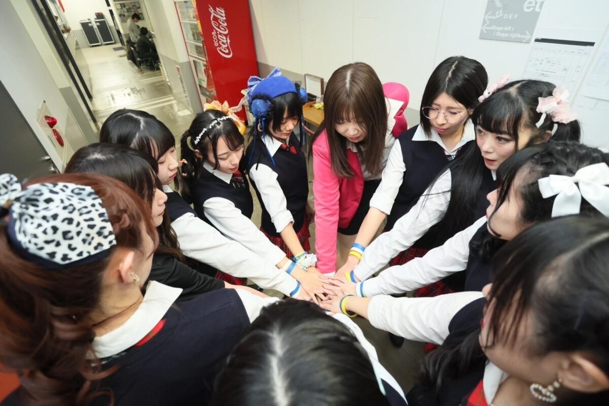 「私たちは、まだまだ叶えたい夢がたくさんあります。まだ夢の続きだと思っています」。燃えこれ学園がZepp Diver City(TOKYO)の場で誓った武道館への道。