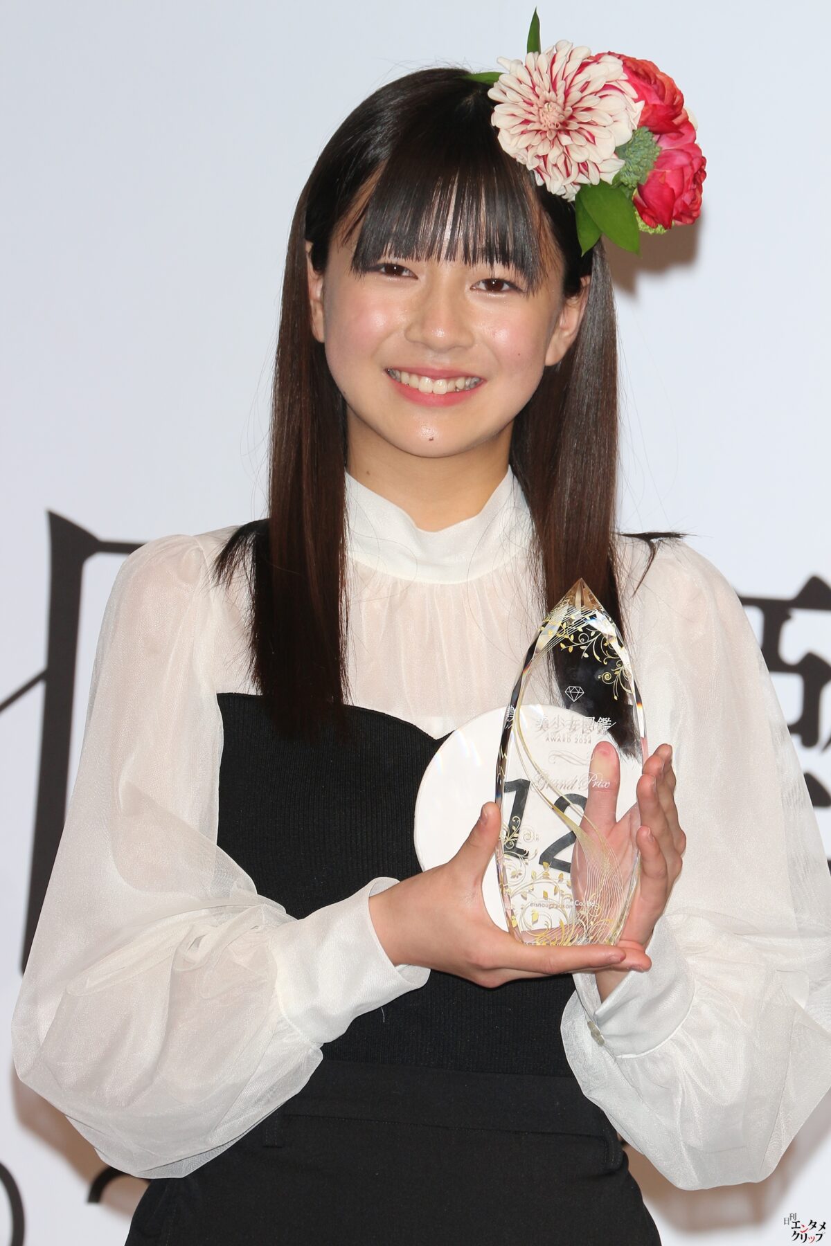 『美少女図鑑AWARD 2024』グランプリに14歳の小原あめりさん “めるるさんが憧れで目標”“織田信長への愛は日本一”ふなっしーからアドバイスもらう