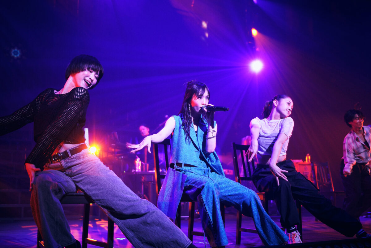 山本彩 ＜ロック・ダンス・ポップ＞ 光の三原色“RGB”のように無限の表現力を魅せた「Sayaka Yamamoto Hall Tour 2024 -RGB-」のNHKホール公演をレポート！