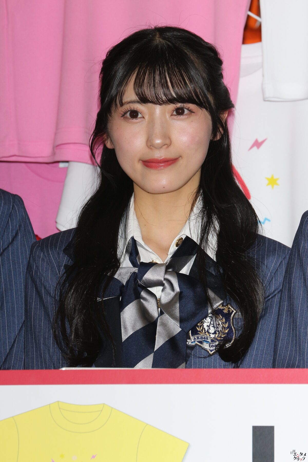 AKB48・ひろゆき「UP-T 新CM」で共演 ひろゆき氏がAKB48メンバーに論破されまくる 小栗有以「誰でも踊れる振り付け」