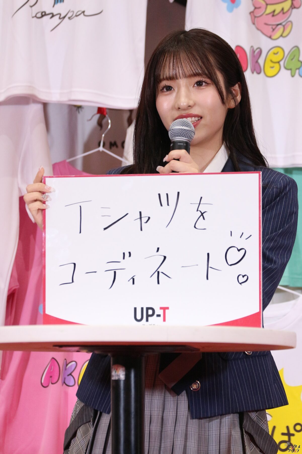 AKB48・ひろゆき「UP-T 新CM」で共演 ひろゆき氏がAKB48メンバーに論破されまくる 小栗有以「誰でも踊れる振り付け」