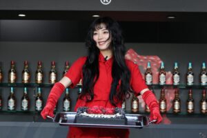 池田エライザ ライブ仕様の長い髪で登場！ 28歳抱負は「変化を恐れないということ」 誕生日プレゼントに欲しいものは？