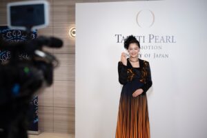 タヒチパール30周年記念イベントに黒谷友香が登場!美しさの秘密を明かす!" 7 タヒチパール30周年記念イベントに黒谷友香が登場!美しさの秘密を明かす!"