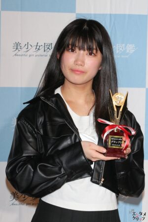 新人美少女声優発掘オーディション「美声女ヒロイン2024」グランプリは18歳のcotoさんが受賞　神田沙也加さんが目標