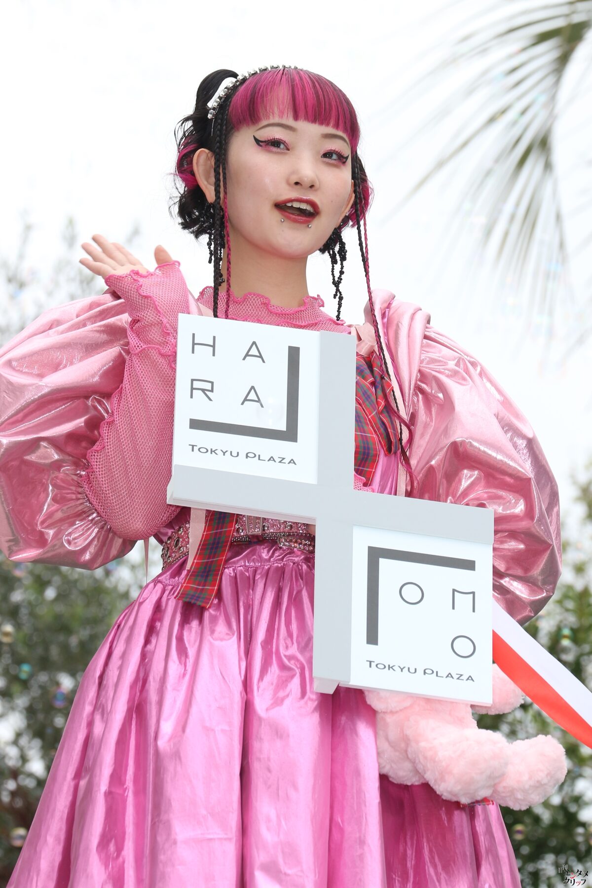 詩羽（水曜日のカンパネラ） 東急プラザ原宿「ハラカド」オープニングセレモニーに登場！ クリエイターが集まり新しい文化をつくっていく