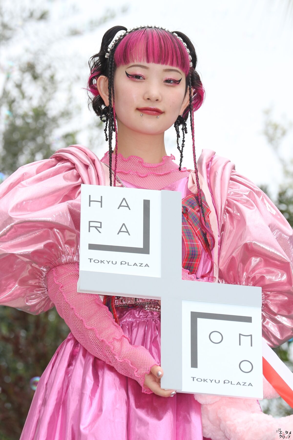 詩羽（水曜日のカンパネラ） 東急プラザ原宿「ハラカド」オープニングセレモニーに登場！ クリエイターが集まり新しい文化をつくっていく