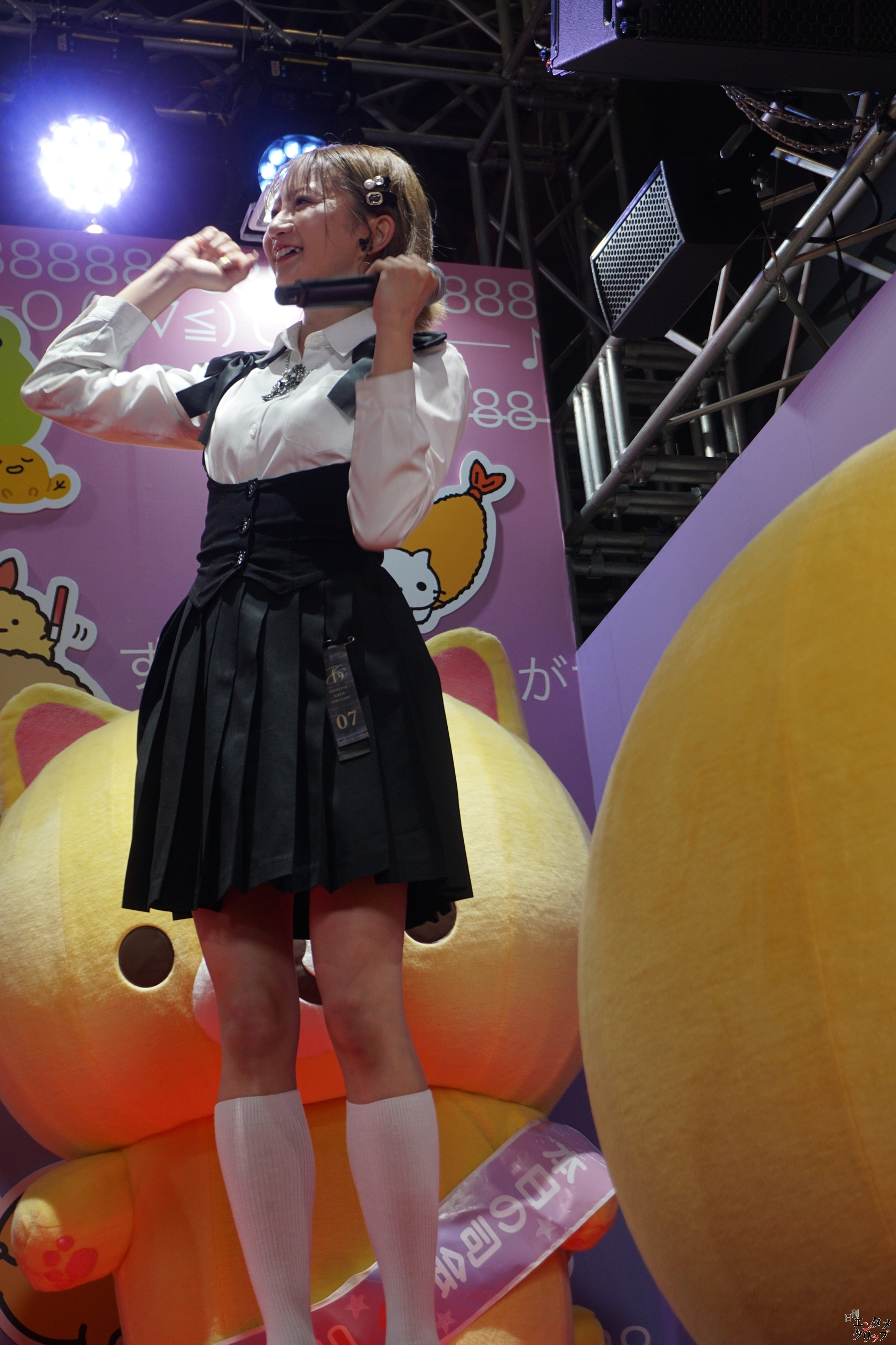 【ニコニコ超会議2024】私立恵比寿中学 星名美怜・桜井えま キャラクターたちと「ベリーぎゅっとコリラックマ」を踊ってみた