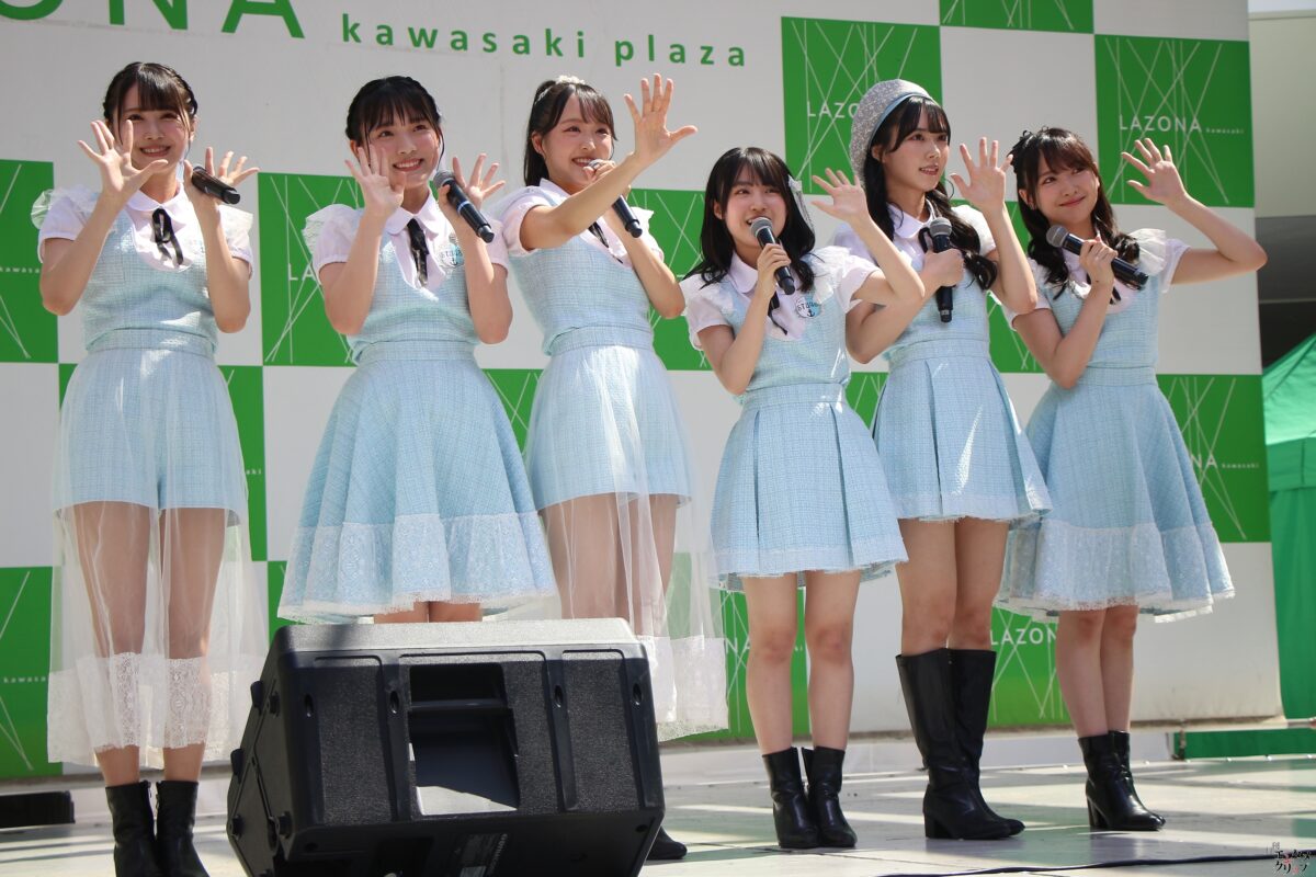 STU48 1stアルバム『懐かしい明日』の発売記念イベント開催 中村舞「STU48の歴史が詰まったようなアルバム」『千鳥の鬼レンチャン』で話題の池ちゃんもオープニングアクトで登場