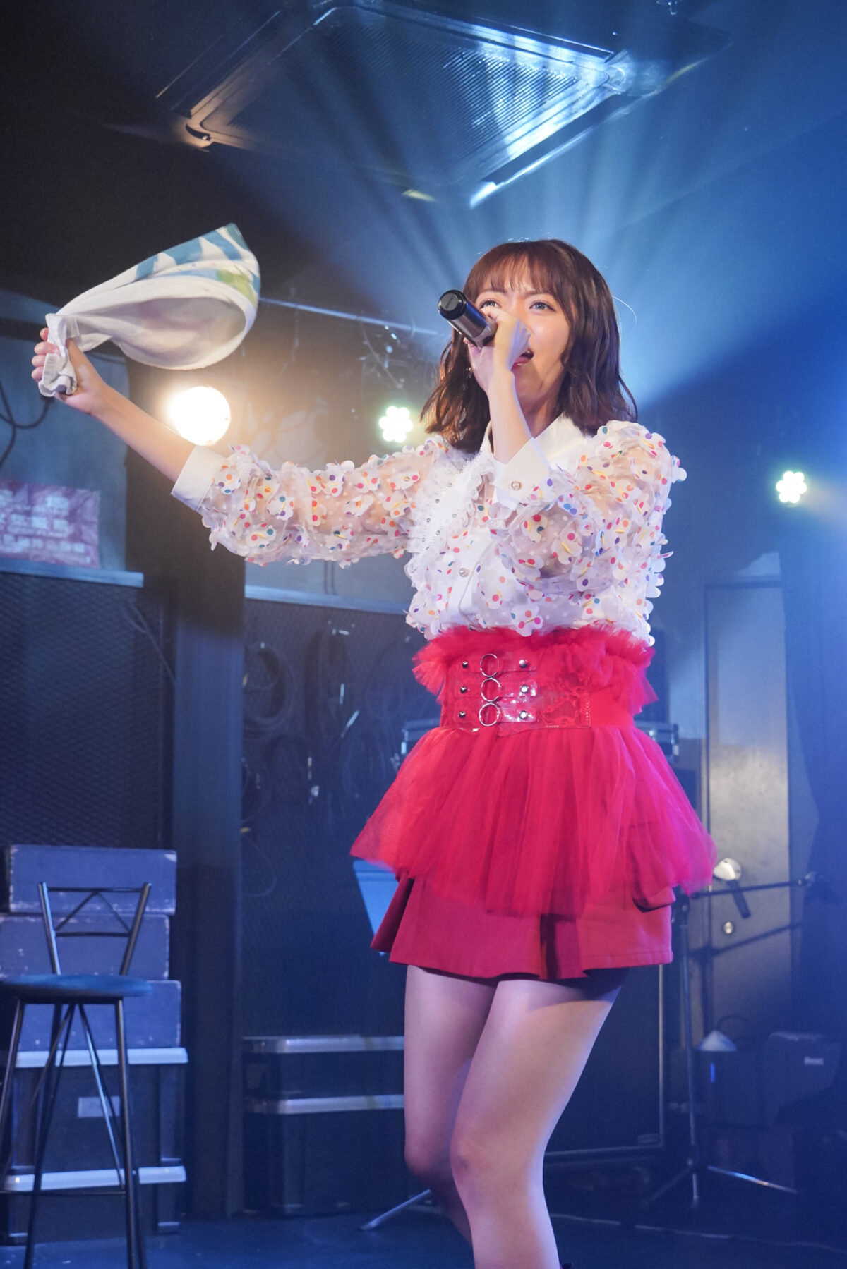 吉川茉優、ソロデビュー2周年ライブ「祝祝」開催！新曲初披露も