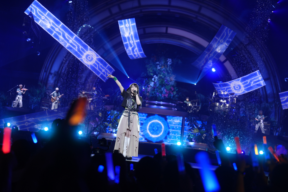水樹奈々 ファンとの一体感が生んだ感動のフィナーレ!『NANA MIZUKI LIVE JUNGLE 2024』ツアーファイナル 9 水樹奈々 ファンとの一体感が生んだ感動のフィナーレ!『NANA MIZUKI LIVE JUNGLE 2024』ツアーファイナル