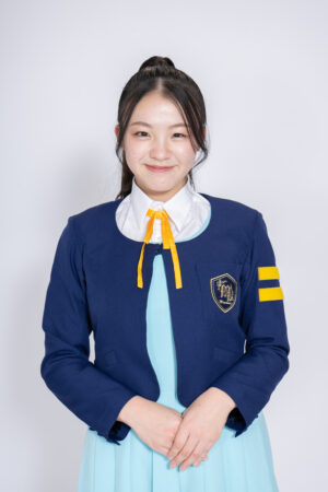 【インタビュー】少女歌劇団ミモザーヌ・ちばひなのがグラビアの仕事を通して抱いた思いとは？すずきみあいムェンドワは妹との秘話、しものあやめはJKライフを語る！