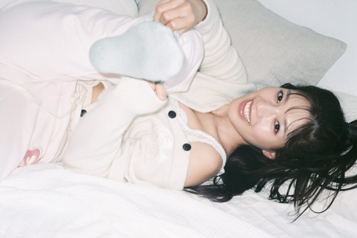 石井杏奈 １stスタイルブック『AN』　10/22発売決定！ 貴重な私服や愛用品、兄弟との座談会、8000字のロングインタビューなども収録！