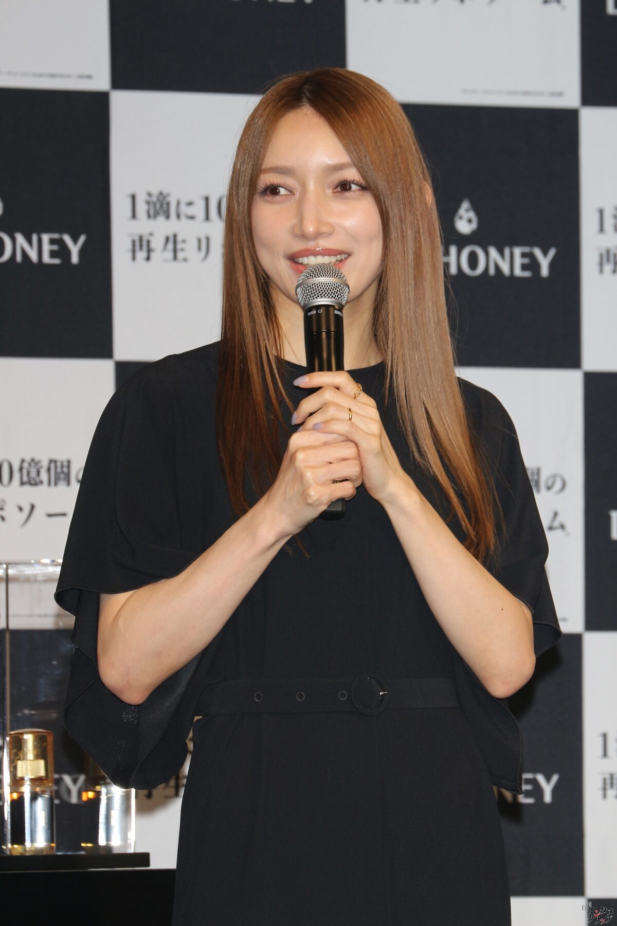後藤真希 サラサラの髪を披露 「髪の毛ひとつで、自分の気分も上がる」 11 後藤真希 サラサラの髪を披露 「髪の毛ひとつで、自分の気分も上がる」