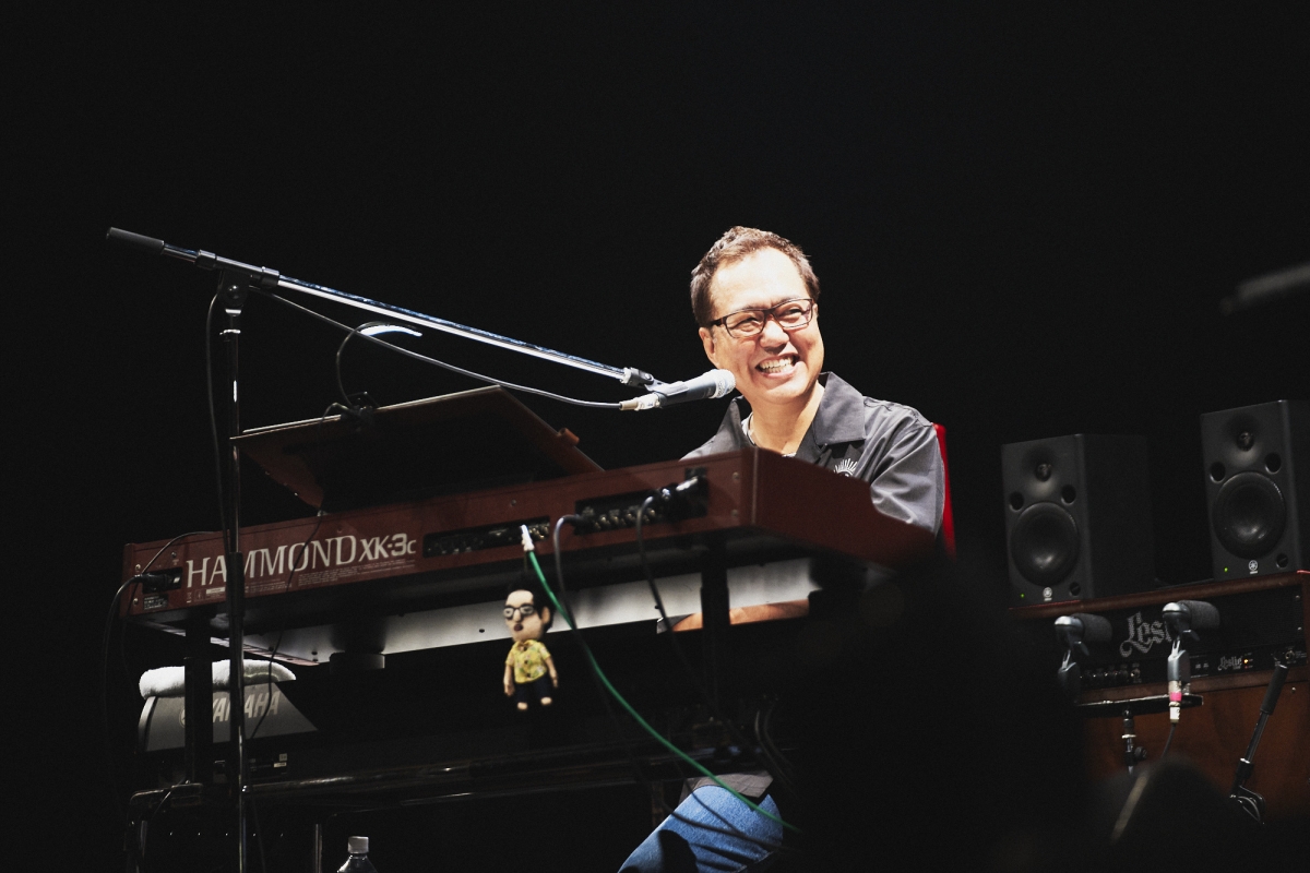 BEGIN 茅ヶ崎でサザンの名曲カバー！『涙そうそう』を地元フラダンサーとコラボも！