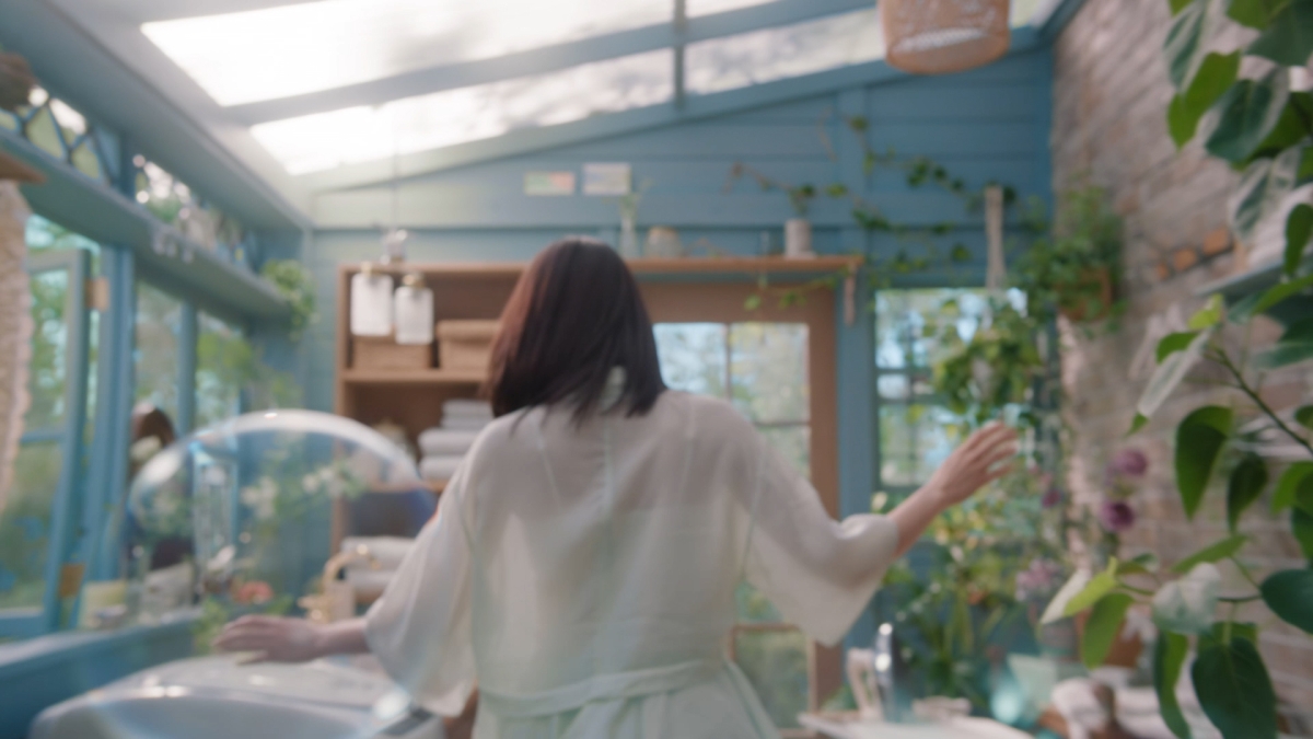 新垣結衣 出演「ソフラン アロマリッチ」 香り体感ムービーを公開！ “ネロリソープアロマの香り”を視覚的に感じられるこれまでにない“新感覚 WEB ムービー”