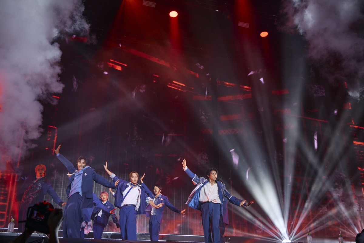 9000人が熱狂! RIIZE、超特急、MyM 出演による今年初開催のチャリティフェス The BLUE HAPPY FESTIVAL 2024 ライブレポート 26 9000人が熱狂! RIIZE、超特急、MyM 出演による今年初開催のチャリティフェス The BLUE HAPPY FESTIVAL 2024 ライブレポート