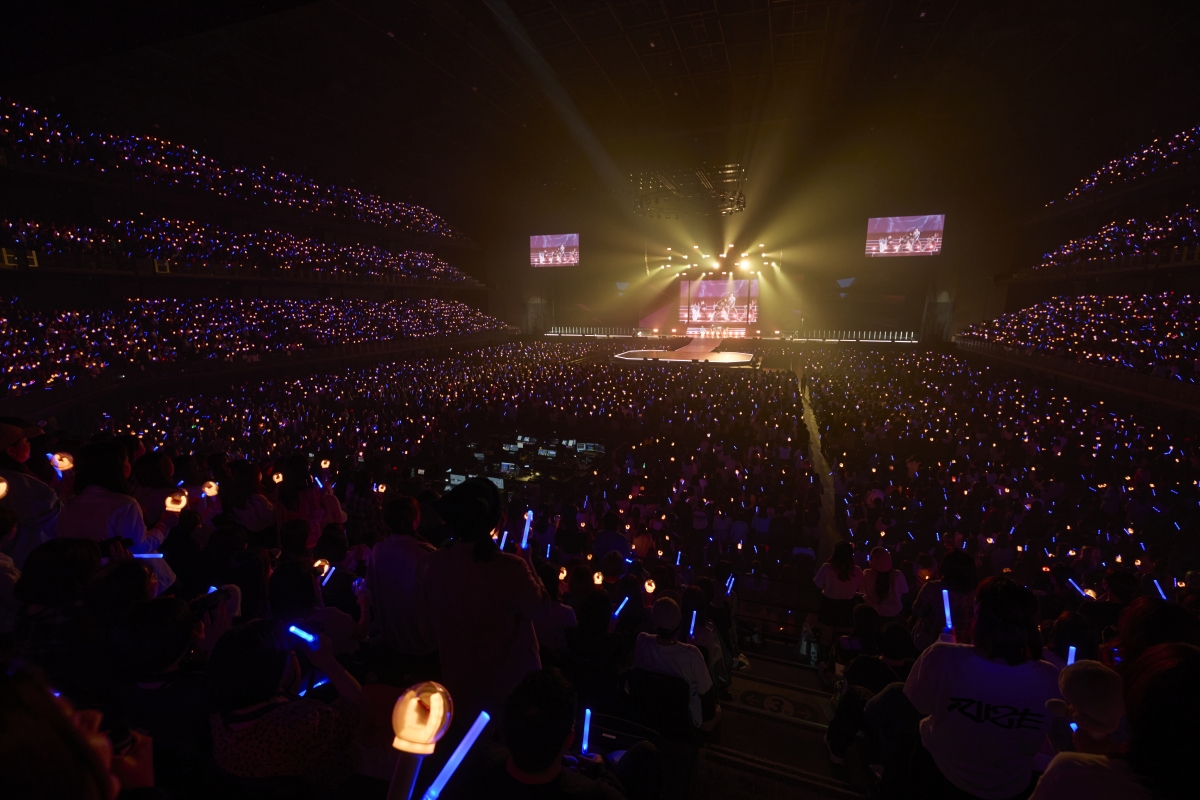 9000人が熱狂! RIIZE、超特急、MyM 出演による今年初開催のチャリティフェス The BLUE HAPPY FESTIVAL 2024 ライブレポート 8 9000人が熱狂! RIIZE、超特急、MyM 出演による今年初開催のチャリティフェス The BLUE HAPPY FESTIVAL 2024 ライブレポート