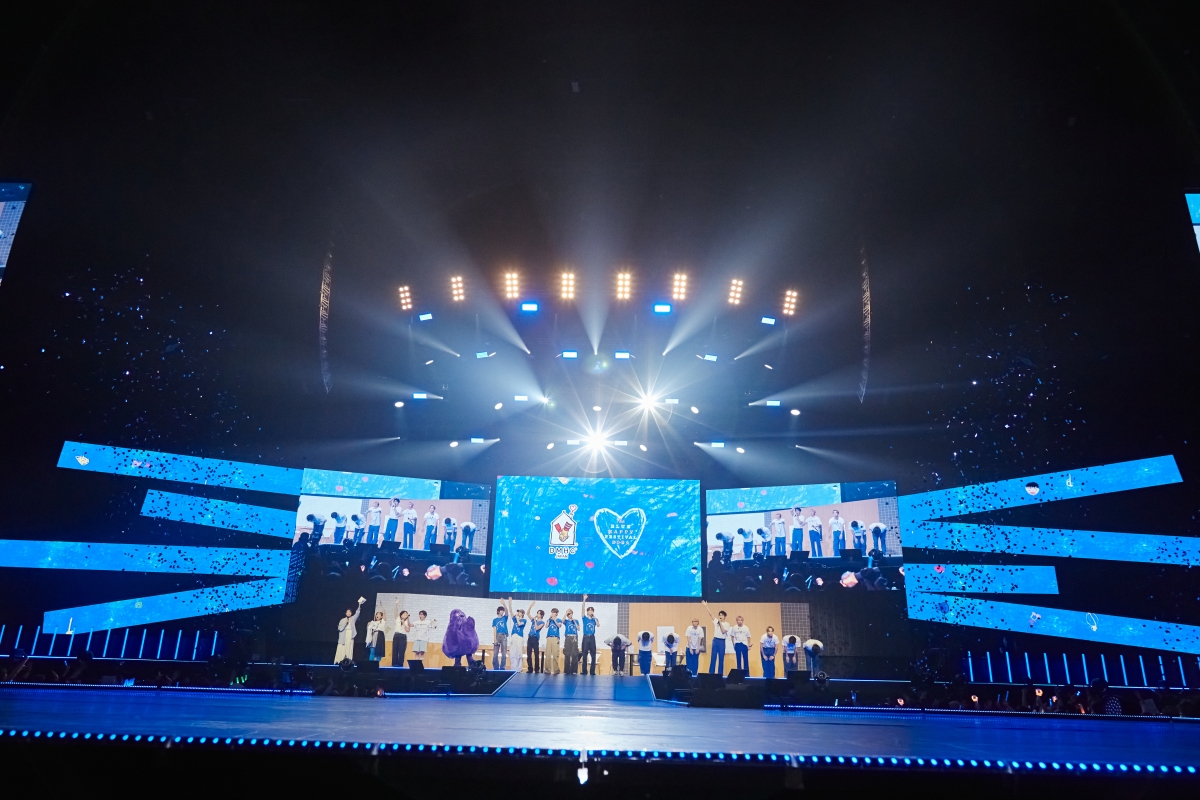 9000人が熱狂! RIIZE、超特急、MyM 出演による今年初開催のチャリティフェス The BLUE HAPPY FESTIVAL 2024 ライブレポート 34 9000人が熱狂! RIIZE、超特急、MyM 出演による今年初開催のチャリティフェス The BLUE HAPPY FESTIVAL 2024 ライブレポート