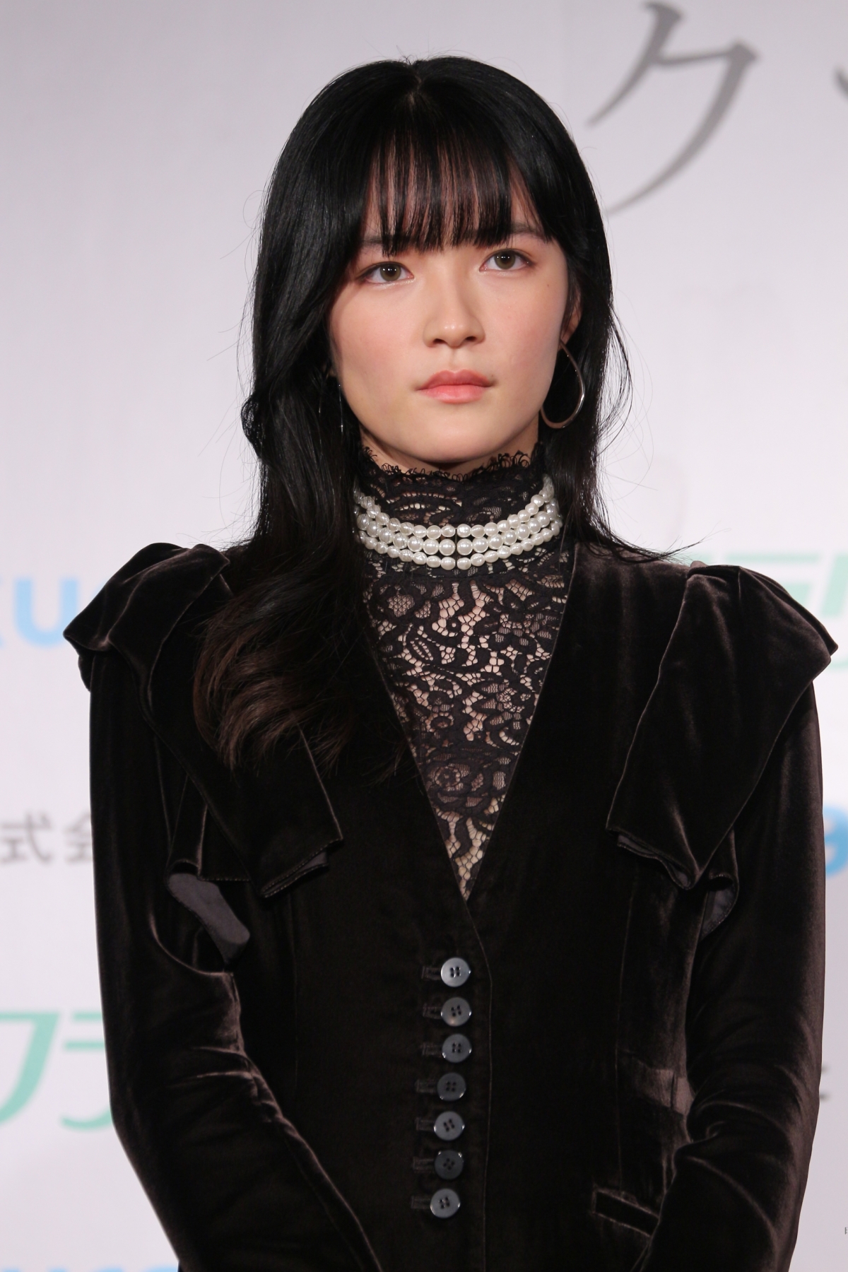 第20回クラリーノ美脚大賞2024 広瀬アリス「今までやってきたことは間違いじゃなかった」比嘉愛未「スカートちょっと短すぎました」MEGUMI「まさか自分が選んでいただけるとは」服部樹咲が各世代部門で初受賞 8 第20回クラリーノ美脚大賞2024 広瀬アリス「今までやってきたことは間違いじゃなかった」比嘉愛未「スカートちょっと短すぎました」MEGUMI「まさか自分が選んでいただけるとは」服部樹咲が各世代部門で初受賞