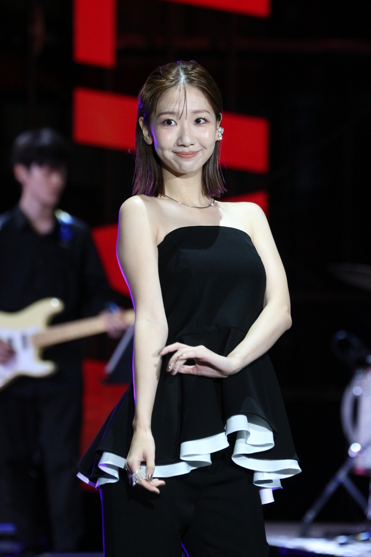 超ライブ配信祭2024 柏木由紀・藤咲凪・田中美久らがプレゼンターとして登場！ 柏木由紀「新しいことをたくさん経験した一年」藤咲凪「幸せになれた一年」田中美久「全部が新鮮でワクワクな一年」