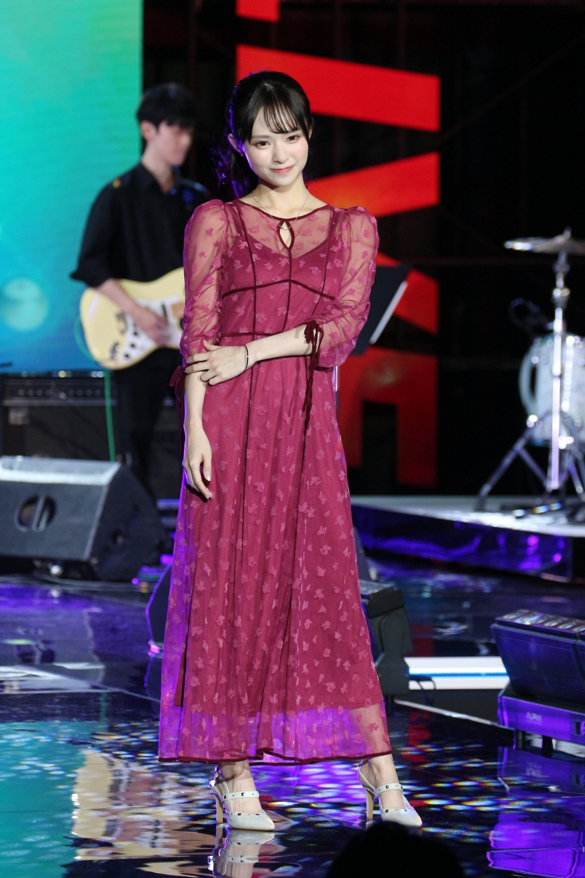 超ライブ配信祭2024 柏木由紀・藤咲凪・田中美久らがプレゼンターとして登場！ 柏木由紀「新しいことをたくさん経験した一年」藤咲凪「幸せになれた一年」田中美久「全部が新鮮でワクワクな一年」