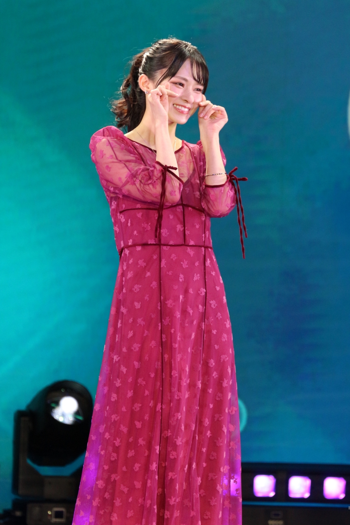 超ライブ配信祭2024 柏木由紀・藤咲凪・田中美久らがプレゼンターとして登場！ 柏木由紀「新しいことをたくさん経験した一年」藤咲凪「幸せになれた一年」田中美久「全部が新鮮でワクワクな一年」