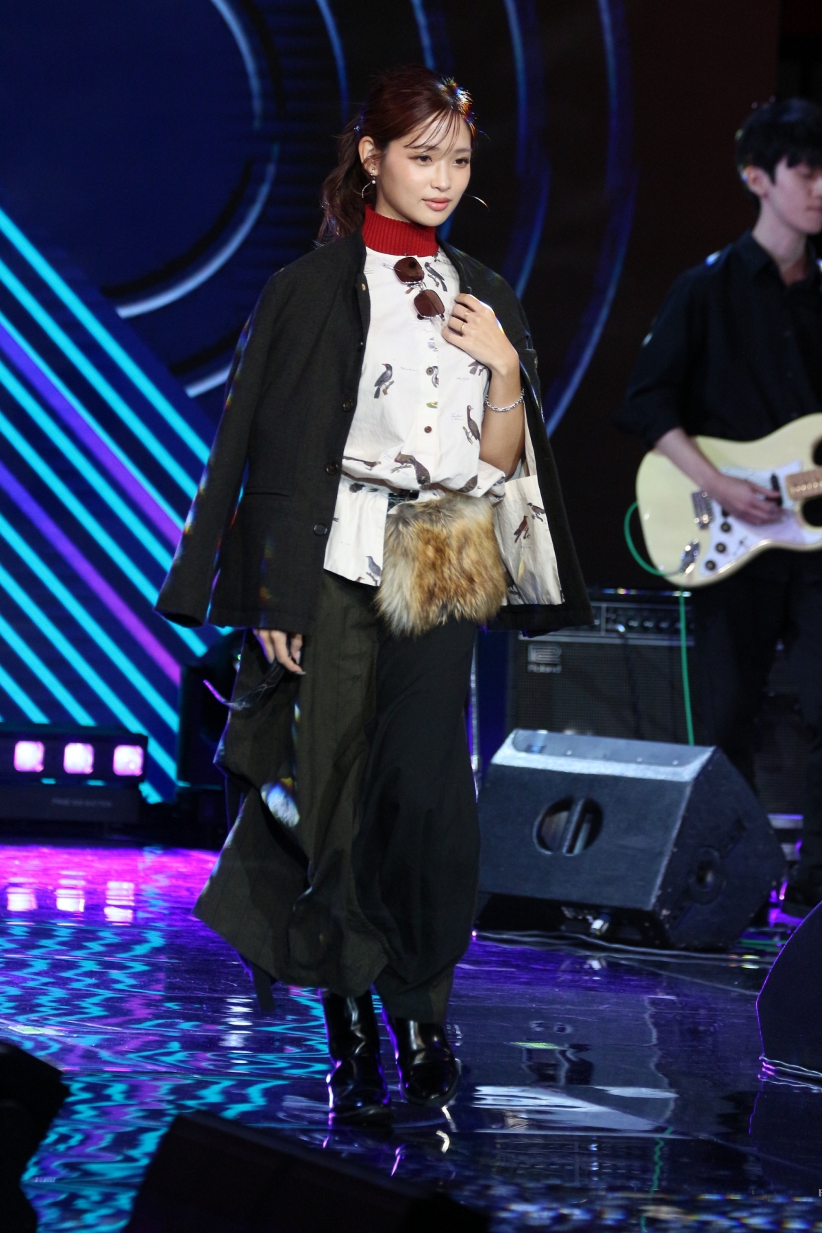 超ライブ配信祭2024 柏木由紀・藤咲凪・田中美久らがプレゼンターとして登場！ 柏木由紀「新しいことをたくさん経験した一年」藤咲凪「幸せになれた一年」田中美久「全部が新鮮でワクワクな一年」
